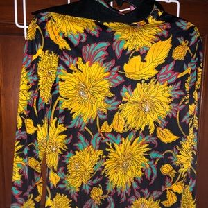 Small sunflower blouse. Vintage, zip down to middle of chest. Really beautiful
